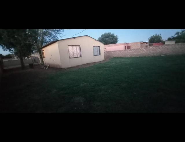 2 BEDROOM HOUSE FOR SALE IN SOSHANGUVE SOUTH